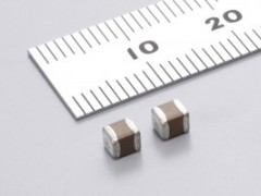 村田开始量产市面首款1210英寸（3.2×2.5mm）尺寸、额定电压1.25kV、具备C0G特性的15nF多层片式陶瓷电容器